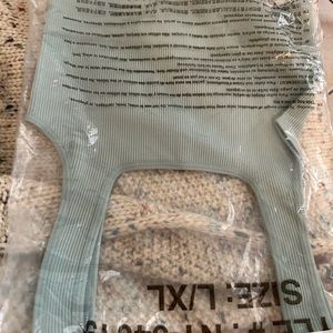 Zenana NWT Ribbed Square Neck Brami XL in dusty green NWT